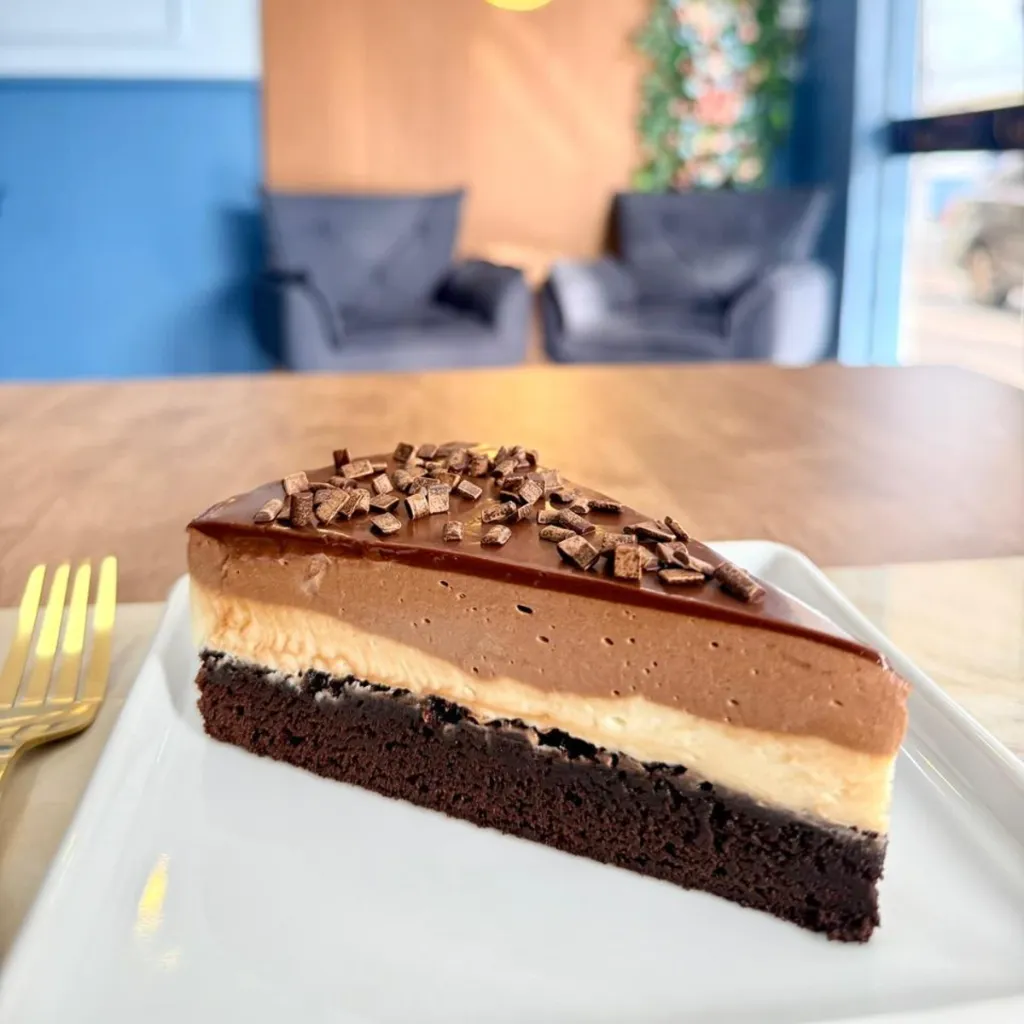 [UENA-CF-095] Torta Brownie Duplo de Chocolate